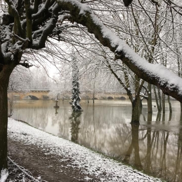 Meulan sous la neige